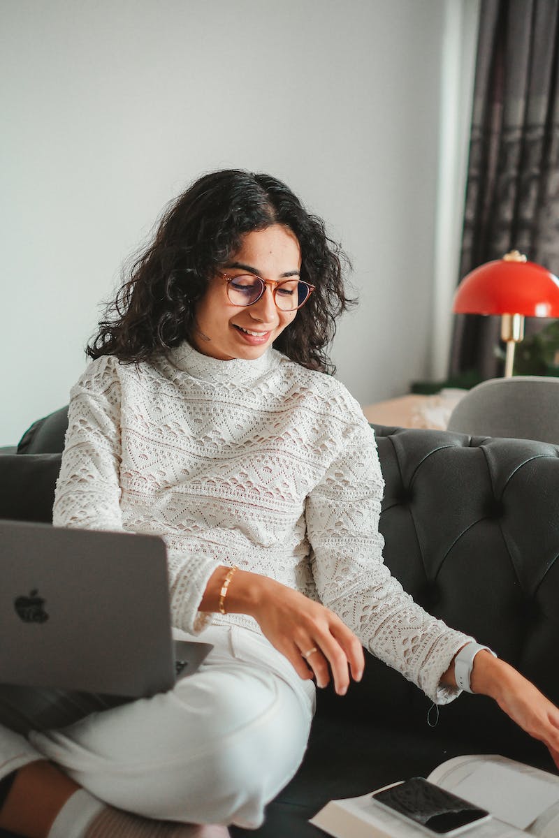 The 2024 Guide: The Top 7 Highest Paying Affiliate Programs for Bloggers